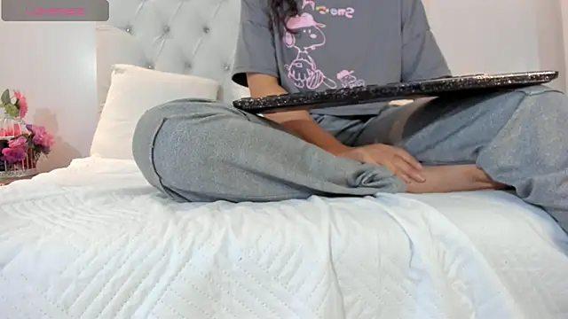 brithany rousee online show from 09/10/25, 12:05