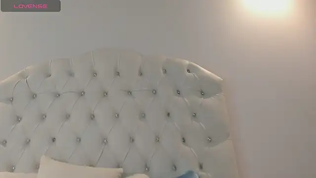 brithany rousee online show from 11/06/25, 02:07