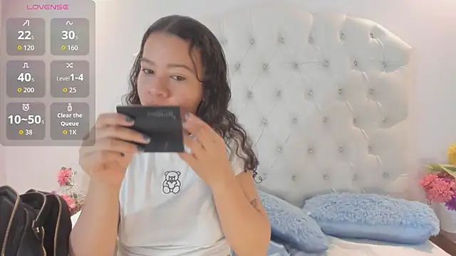 brithany rousee online show from 11/28/25, 02:09