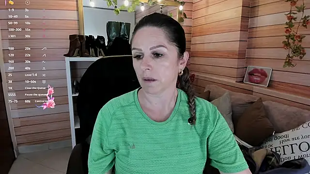 Snapshot of Victoria_collins_1 chatting on 03/23/26, 11:25 Victoria collins 1 online show from 03/23/26, 11:25
