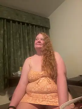 Snapshot of Sierra_bbyx chatting on 04/21/26, 12:45 Sierra bbyx online show from 04/21/26, 12:45
