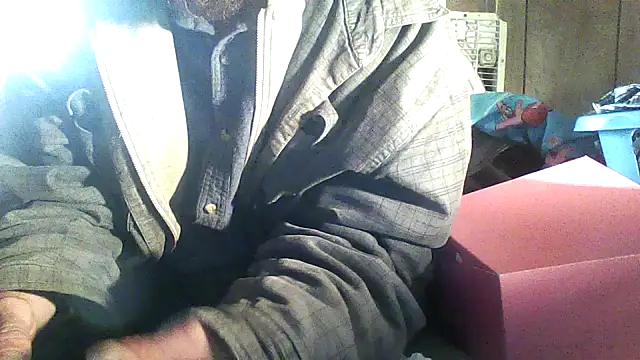 Snapshot of luke_thighwalker2469 chatting on 12/02/25, 03:51 luke thighwalker2469 online show from 12/02/25, 03:51