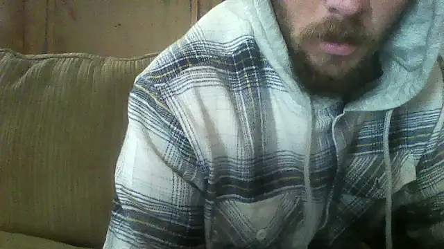 Snapshot of luke_thighwalker2469 chatting on 12/17/25, 05:19 luke thighwalker2469 online show from 12/17/25, 05:19