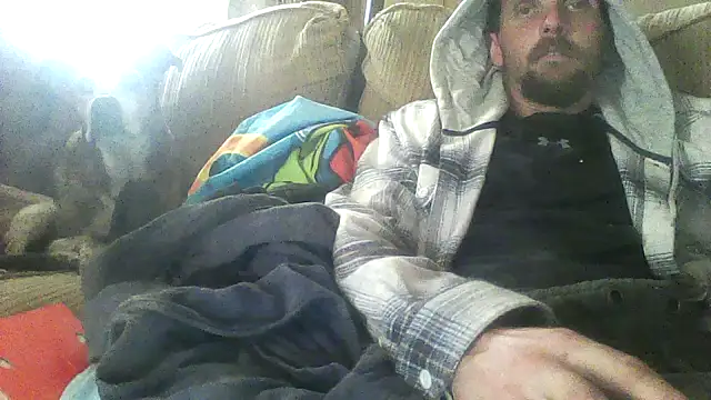 Snapshot of luke_thighwalker2469 chatting on 12/18/25, 09:10 luke thighwalker2469 online show from 12/18/25, 09:10