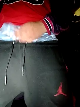 Snapshot of rodrig6987_1 chatting on 09/18/25, 03:19 rodrig6987 1 online show from 09/18/25, 03:19