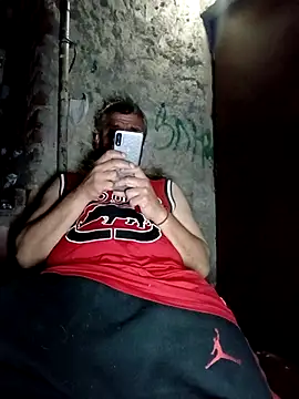 Snapshot of rodrig6987_1 chatting on 10/09/25, 03:04 rodrig6987 1 online show from 10/09/25, 03:04