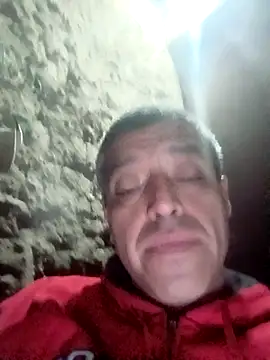 Snapshot of rodrig6987_1 chatting on 10/12/25, 01:59 rodrig6987 1 online show from 10/12/25, 01:59