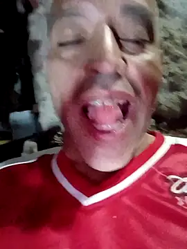 Snapshot of rodrig6987_1 chatting on 11/28/25, 11:51 rodrig6987 1 online show from 11/28/25, 11:51