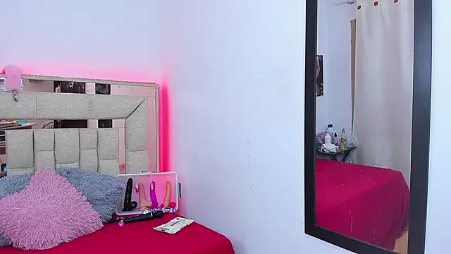 melody bonnet online show from 10/22/25, 01:28