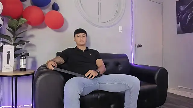 Cristopher strong online show from 06/19/26, 11:58