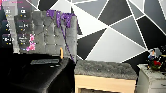 Snapshot of alyssa_magiic chatting on 10/21/25, 01:28 alyssa magiic online show from 10/21/25, 01:28