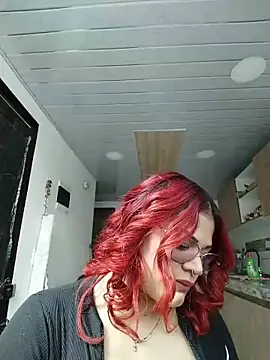 Snapshot of IamAlana_ chatting on 03/21/26, 05:27 IamAlana online show from 03/21/26, 05:27