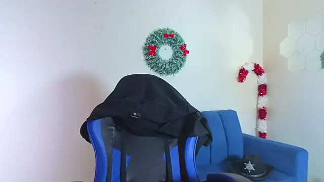 Demitryo online show from 12/16/25, 04:28