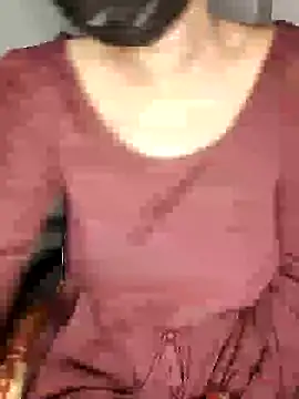 Snapshot of Ms_Neera chatting on 02/13/25, 03:56 Ms Neera online show from 02/13/25, 03:56