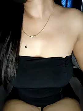 Snapshot of Ms_Neera chatting on 02/20/26, 09:32 Ms Neera online show from 02/20/26, 09:32