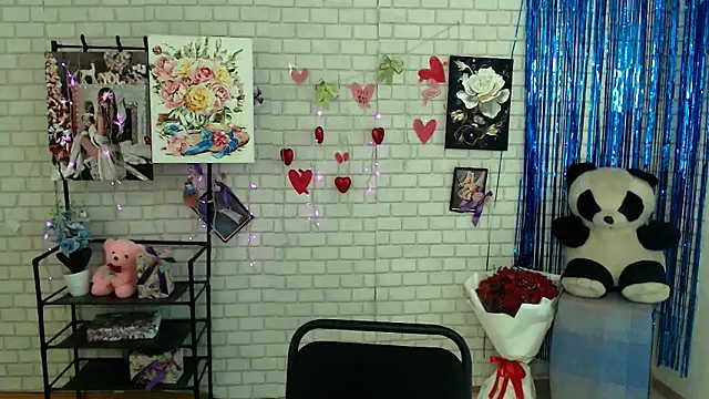 Darina M  online show from 03/04/25, 08:35