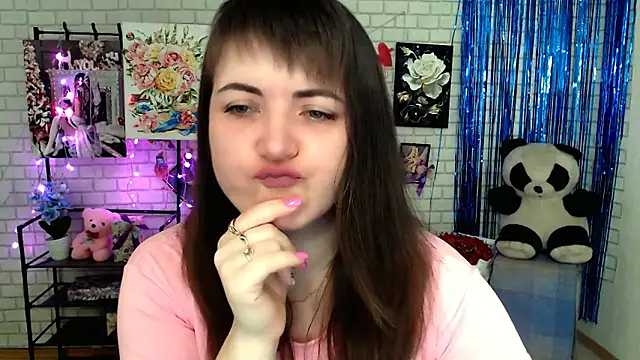 Darina M  online show from 03/13/25, 05:33