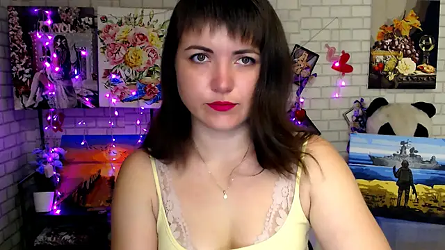 Darina M  online show from 11/05/25, 05:29