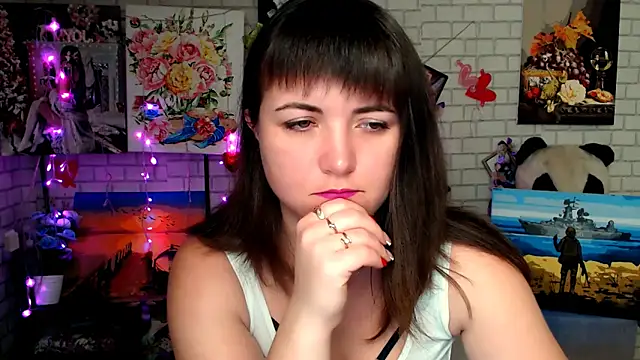 Darina M  online show from 11/20/25, 06:57