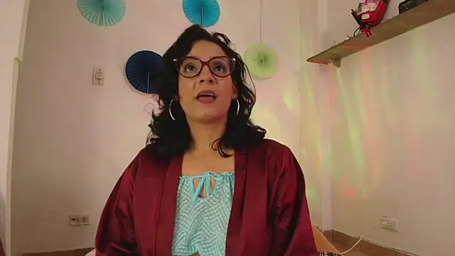 Elliee  online show from 03/13/25, 06:45