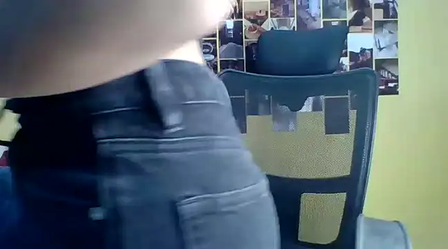 Snapshot of Nicole-wallace chatting on 01/21/25, 10:30 Nicole-wallace online show from 01/21/25, 10:30