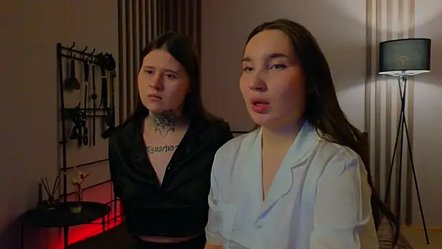 Snapshot of domDani_subMay chatting on 03/02/25, 09:42 domDani subMay online show from 03/02/25, 09:42