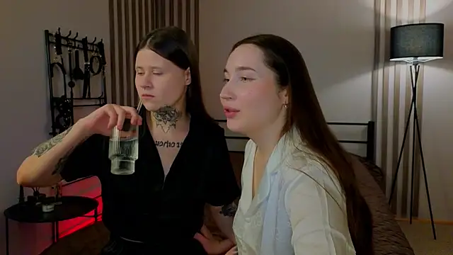 Snapshot of domDani_subMay chatting on 03/15/25, 10:46 domDani subMay online show from 03/15/25, 10:46