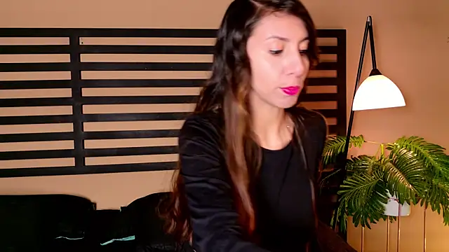 luna willians online show from 06/20/26, 01:25