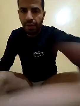 Snapshot of Bisex_activ19 chatting on 01/03/25, 12:30 Bisex activ19 online show from 01/03/25, 12:30