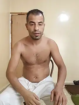Snapshot of Bisex_activ19 chatting on 07/24/26, 04:38 Bisex activ19 online show from 07/24/26, 04:38