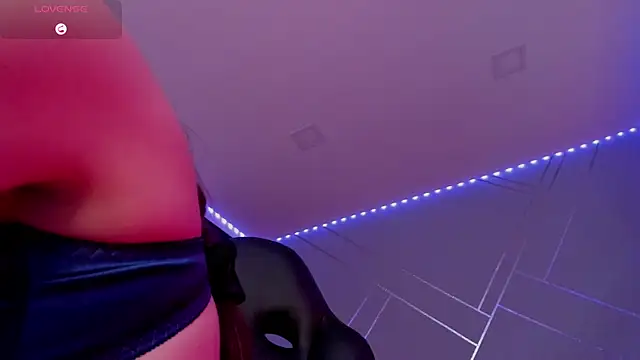 Ich Bin Julia online show from 02/05/25, 06:37