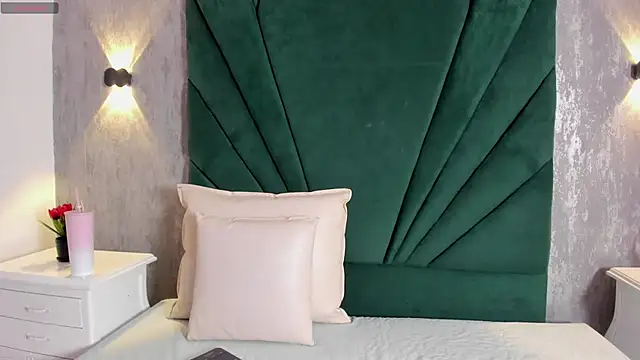 Snapshot of Ariana_ceballos chatting on 01/14/25, 11:42 Ariana ceballos online show from 01/14/25, 11:42