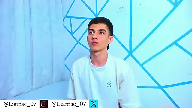 liam scott77 online show from 11/29/25, 10:02