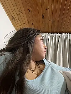 Snapshot of Barbielatinas chatting on 12/18/25, 03:45 Barbielatinas online show from 12/18/25, 03:45