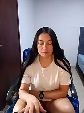 renata hot1 online show from 02/15/25, 03:39