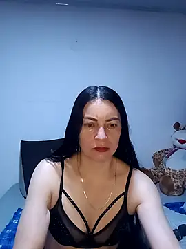 Snapshot of renata_hot1 chatting on 03/10/26, 12:48 renata hot1 online show from 03/10/26, 12:48