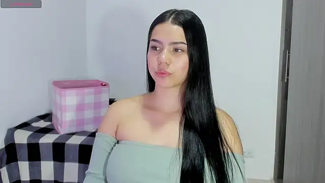 Natasha su  online show from 01/18/25, 03:09