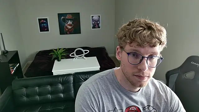 Snapshot of BlueEyedTallGuy94 chatting on 03/26/26, 10:59 BlueEyedTallGuy94 online show from 03/26/26, 10:59