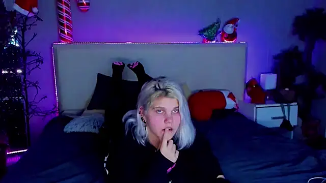 JoannLowe online show from 01/03/25, 11:44