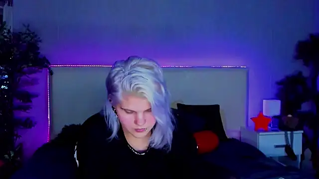 JoannLowe online show from 01/06/25, 12:16