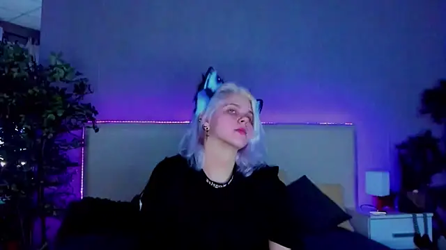 JoannLowe online show from 01/10/25, 09:10