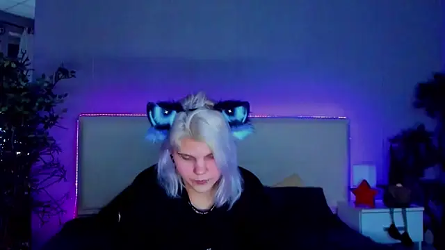 JoannLowe online show from 01/11/25, 08:43