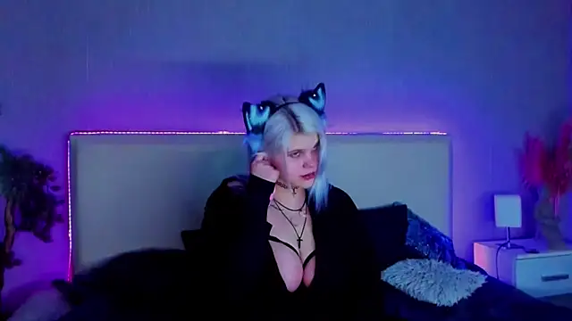 JoannLowe online show from 02/22/25, 08:31