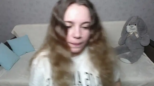 Snapshot of _Sweet_Lana chatting on 03/08/25, 11:05 Sweet Lana online show from 03/08/25, 11:05