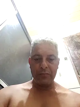 Snapshot of gordonunes chatting on 02/25/26, 05:06 gordonunes online show from 02/25/26, 05:06