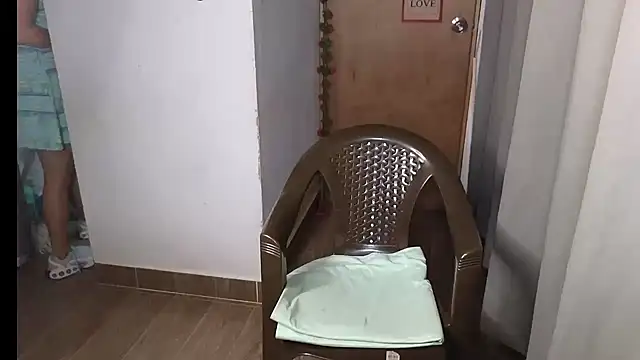 Snapshot of hikary_hall chatting on 11/21/25, 04:33 hikary hall online show from 11/21/25, 04:33