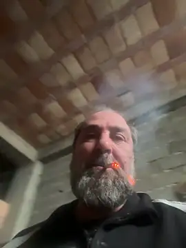 Snapshot of ros217 chatting on 02/28/26, 01:45 ros217 online show from 02/28/26, 01:45