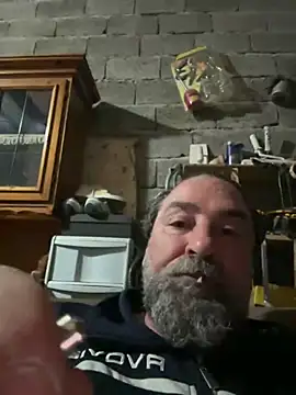 Snapshot of ros217 chatting on 03/10/26, 05:29 ros217 online show from 03/10/26, 05:29