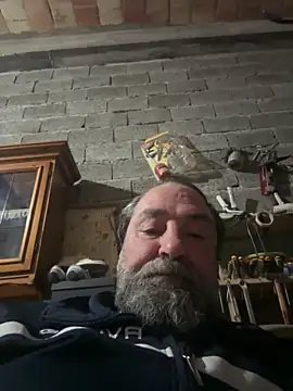 Snapshot of ros217 chatting on 03/24/26, 06:02 ros217 online show from 03/24/26, 06:02