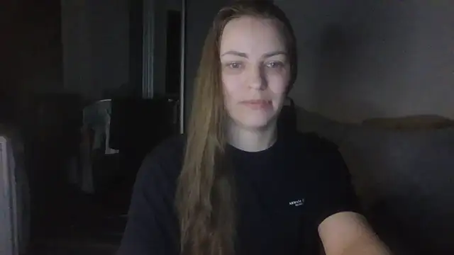 AnnaDiamond1 online show from 05/02/26, 10:26